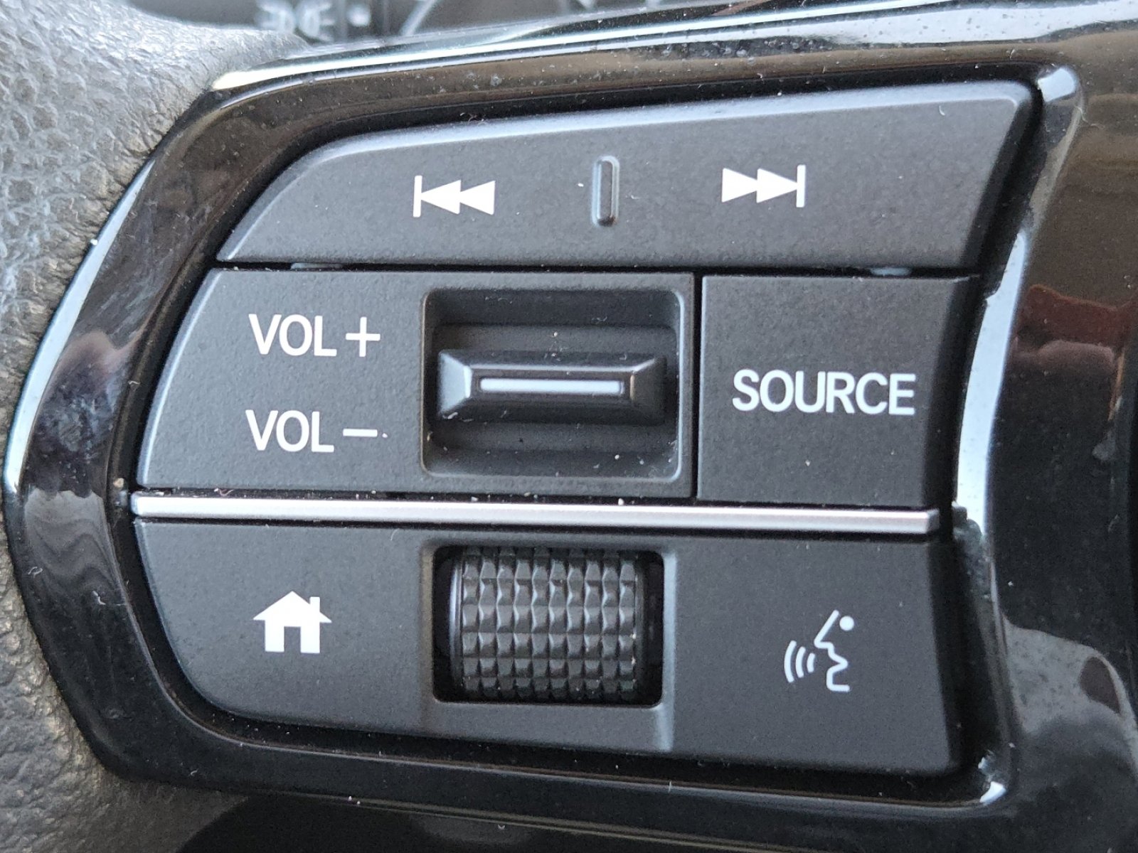 Certified 2023 Honda Pilot LX image 32