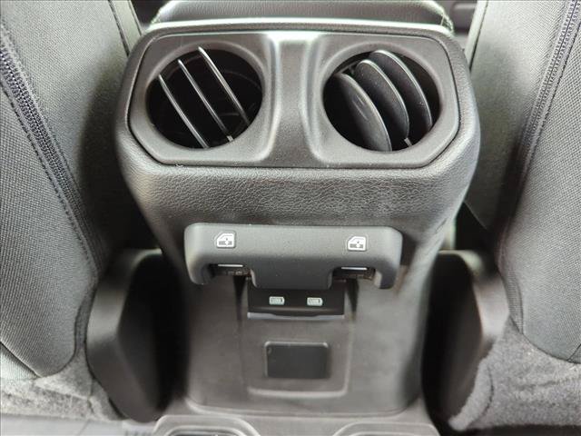 Used 2022 Jeep Gladiator Overland w/ LED Lighting Group AWD/4WD image 16