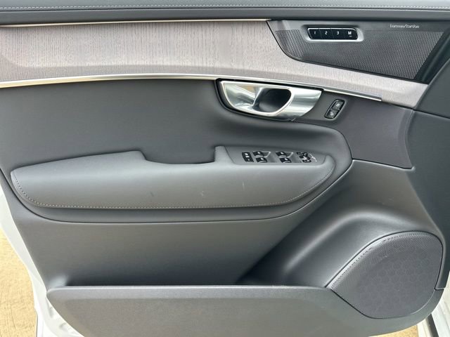 New 2026 Volvo XC90 B6 Ultra image 12