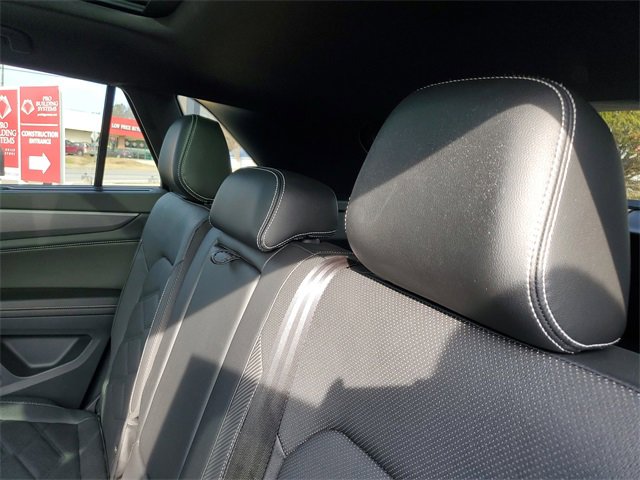 Certified 2024 Volkswagen Atlas Cross Sport SE w/ Panoramic Sunroof Package image 9