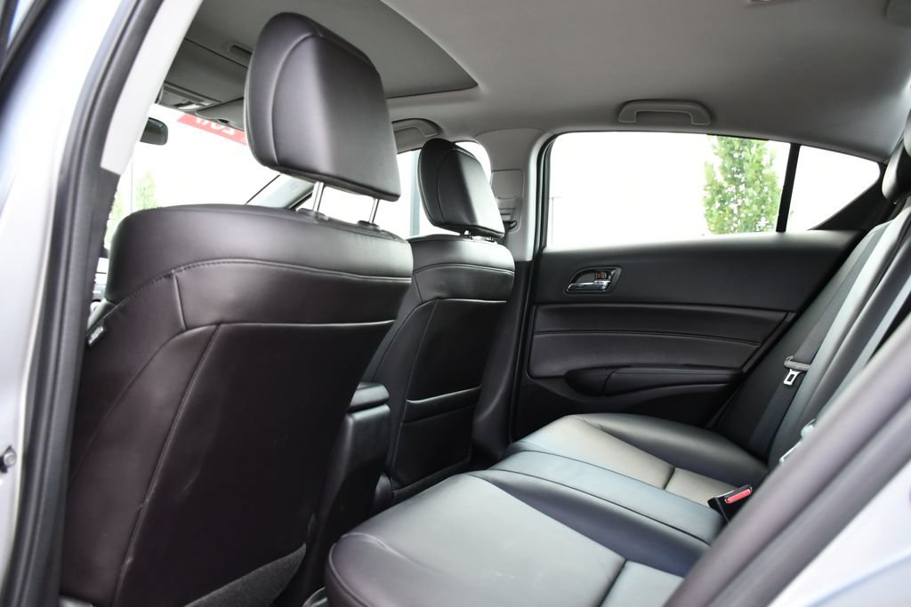Used 2017 Acura ILX FWD image 24