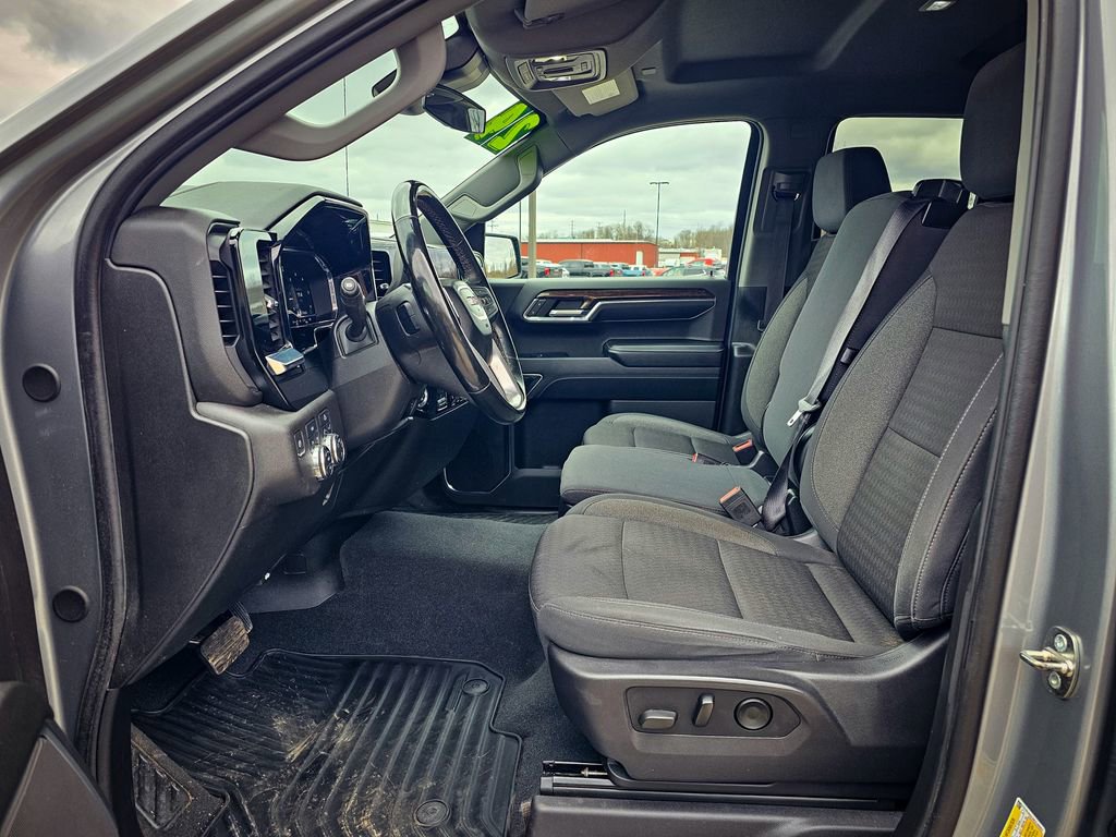 Certified 2024 GMC Sierra 1500 SLE w/ Preferred Package image 14