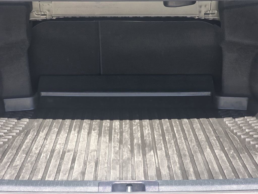 Used 2025 Toyota Camry LE image 20