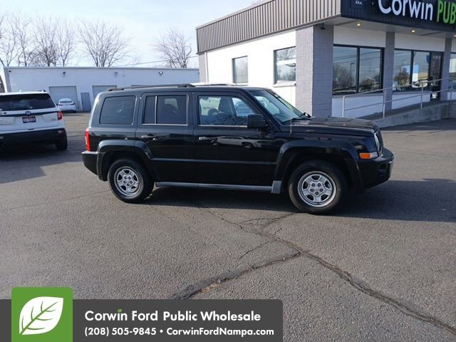 Used 2010 Jeep Patriot Sport image 6