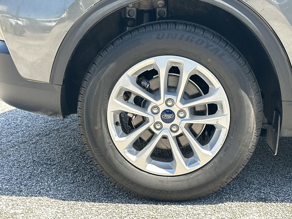 Used 2020 Ford Escape SE FWD image 18