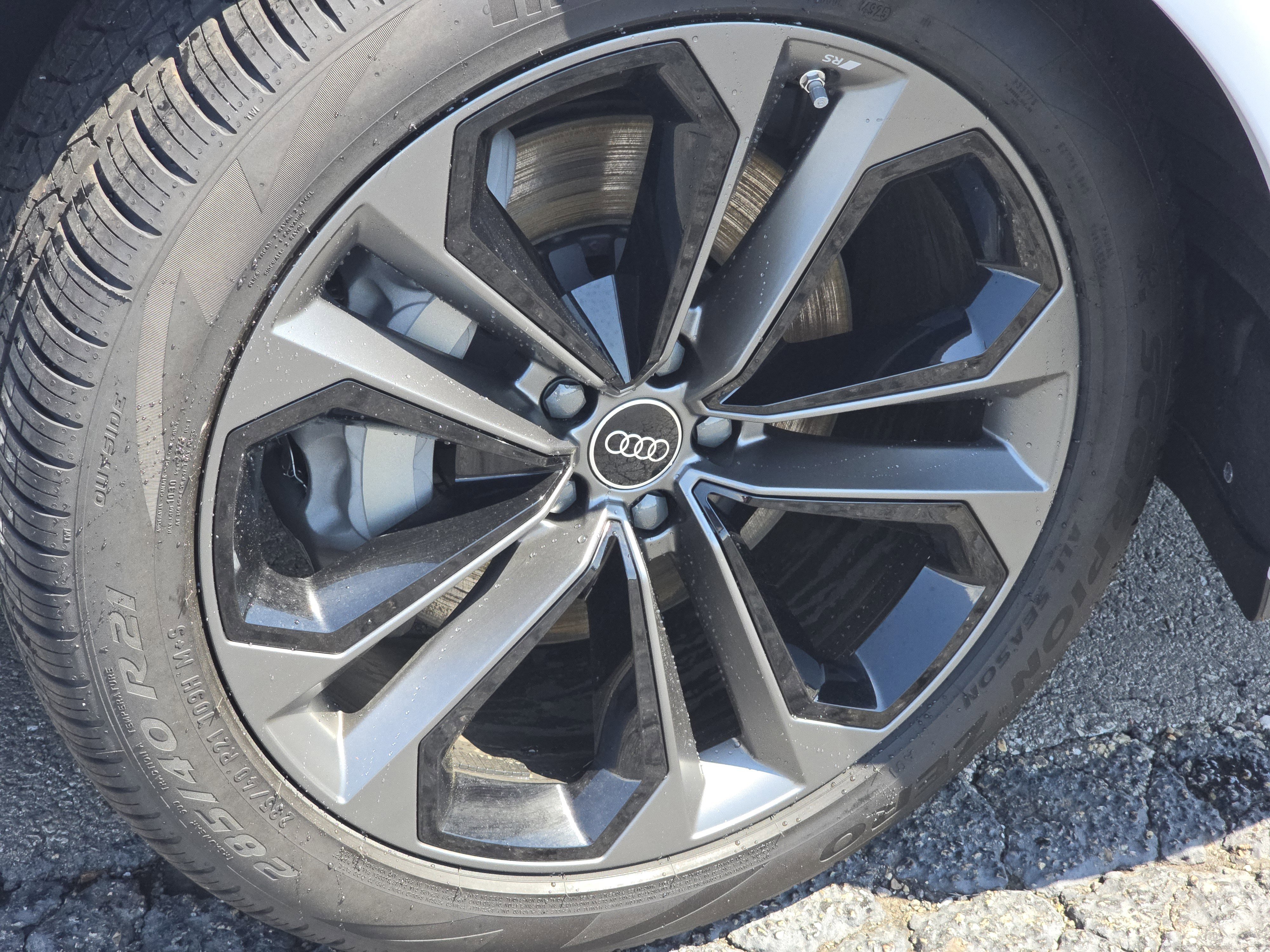 New 2026 Audi Q7 3.0T Premium Plus image 15