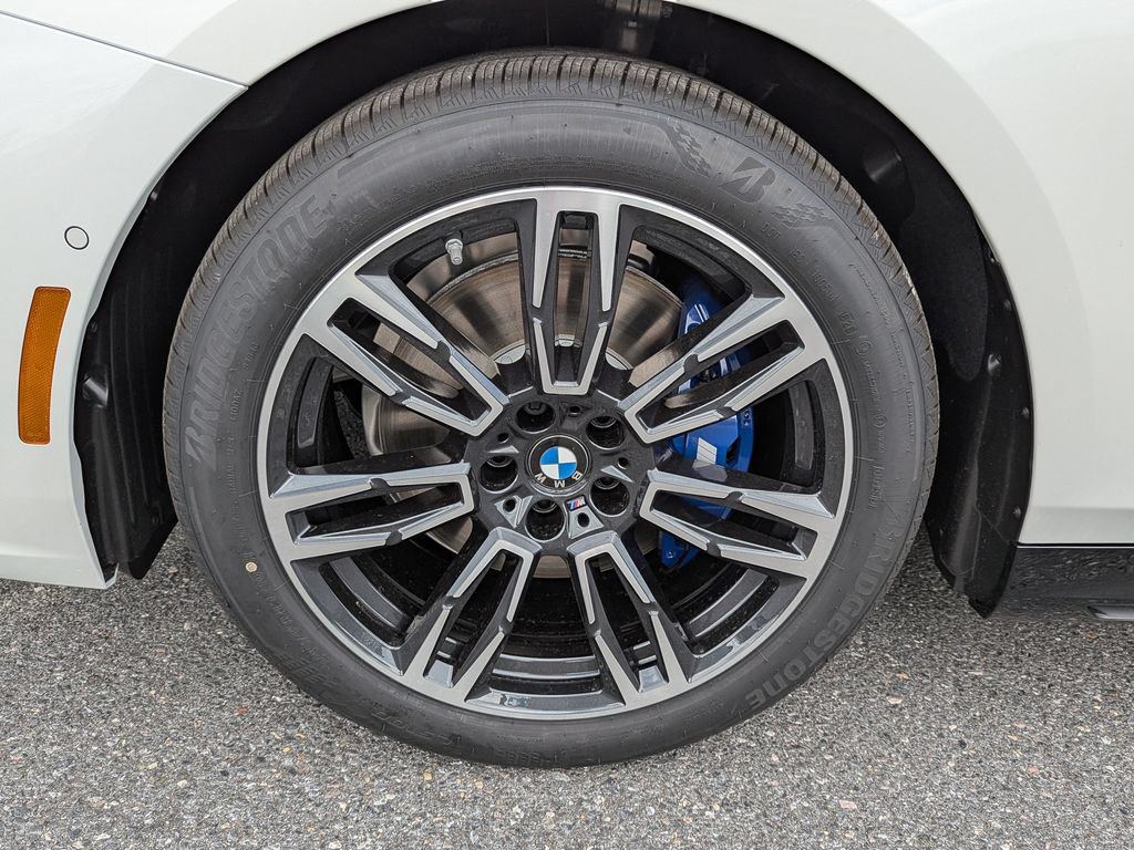 New 2027 BMW 530i xDrive w/ M Sport Package AWD/4WD image 8