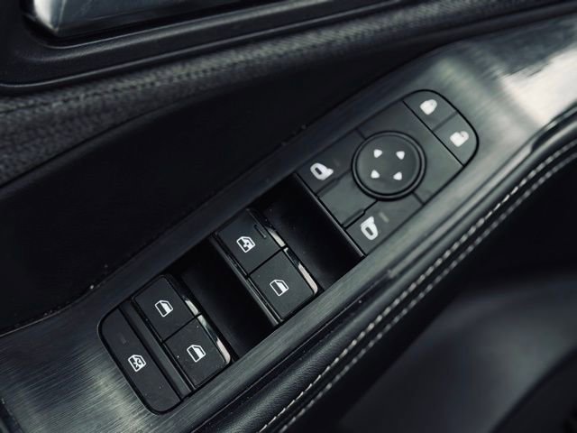 Used 2023 Nissan Rogue SV image 12