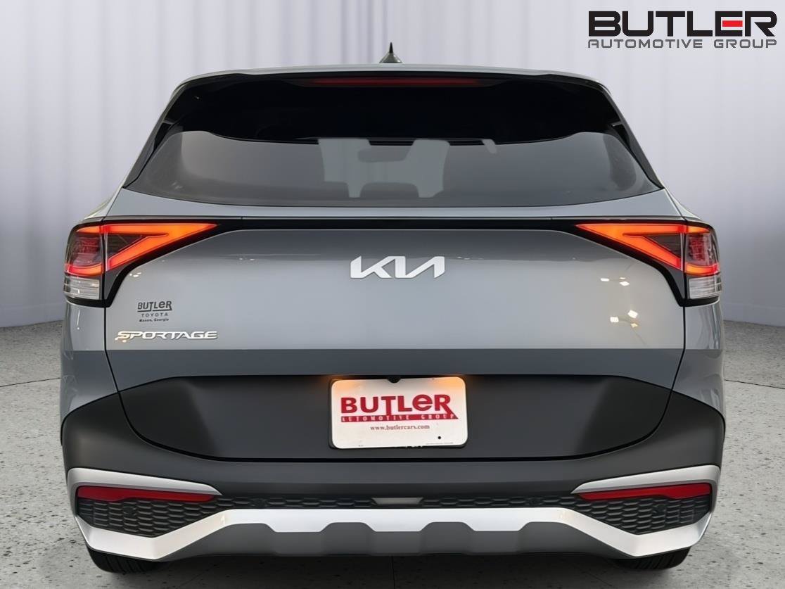 Used 2023 Kia Sportage EX FWD image 5