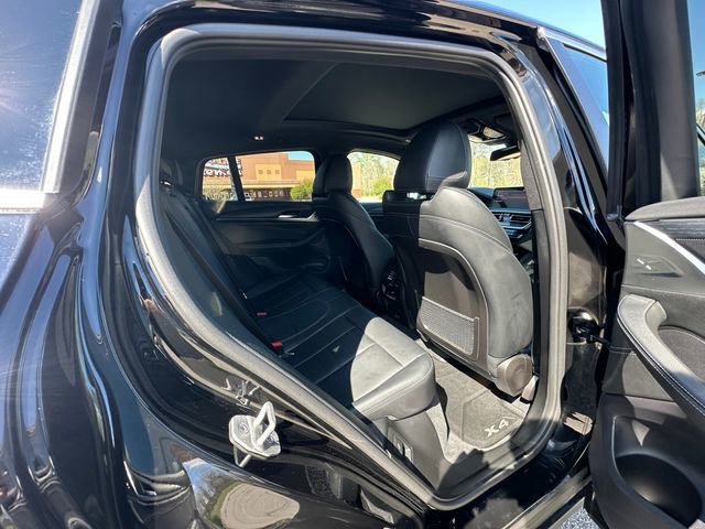 Used 2023 BMW X4 xDrive30i w/ Premium Package image 17