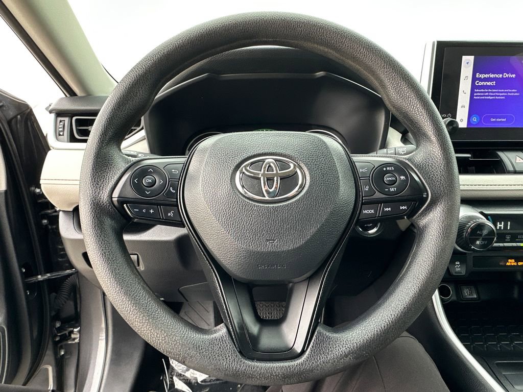 Used 2024 Toyota RAV4 XLE image 30