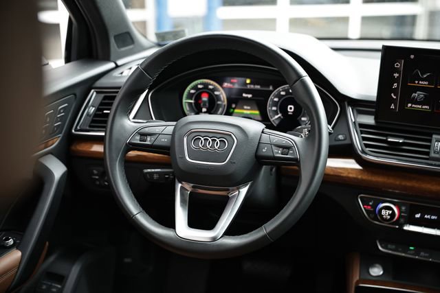 Used 2023 Audi Q5 e Premium Plus image 28