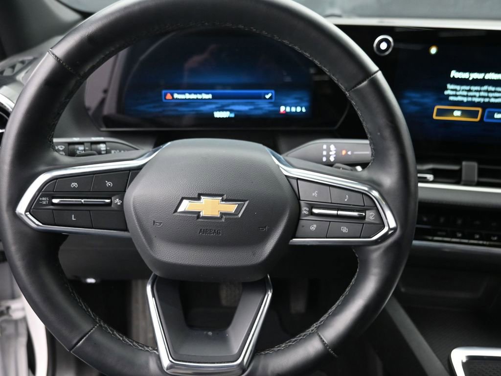 Used 2025 Chevrolet Equinox LT AWD/4WD image 14