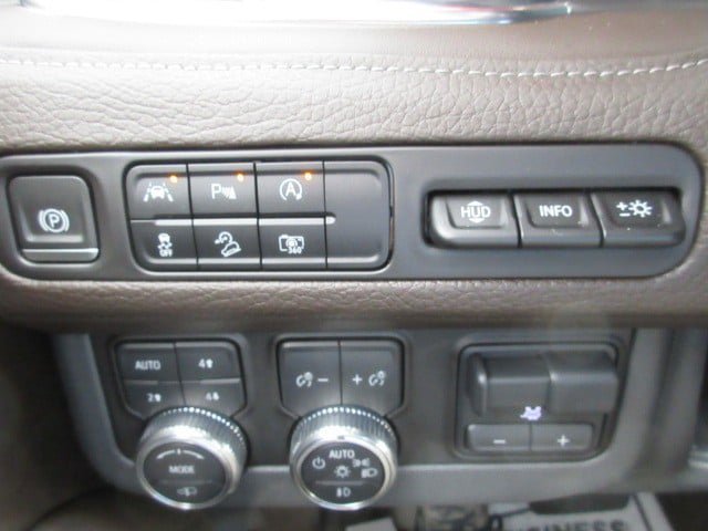 Used 2023 GMC Yukon XL Denali w/ LPO, Floor Liner Package AWD/4WD image 25
