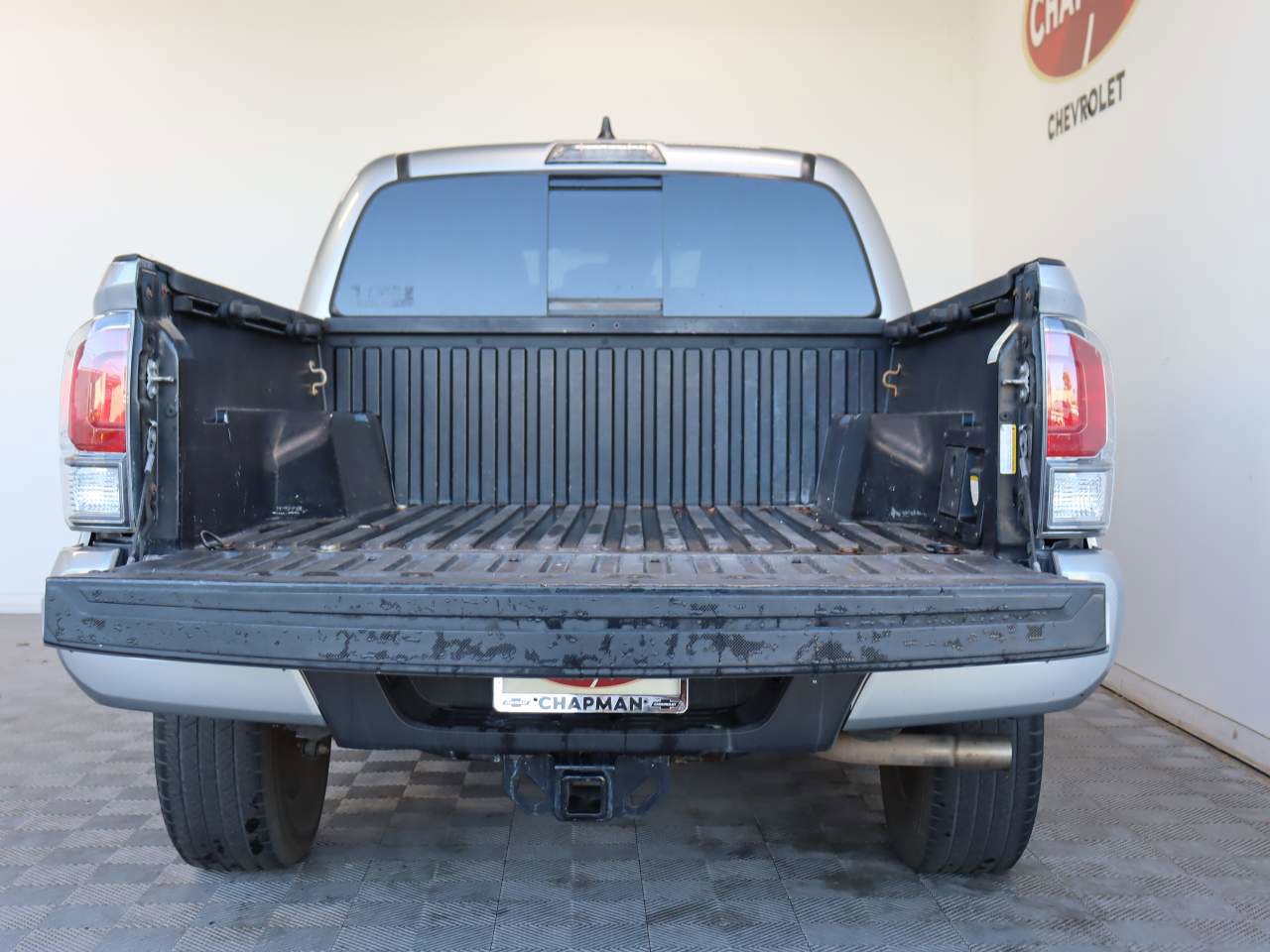 Used 2021 Toyota Tacoma TRD Sport w/ Technology Package RWD image 5