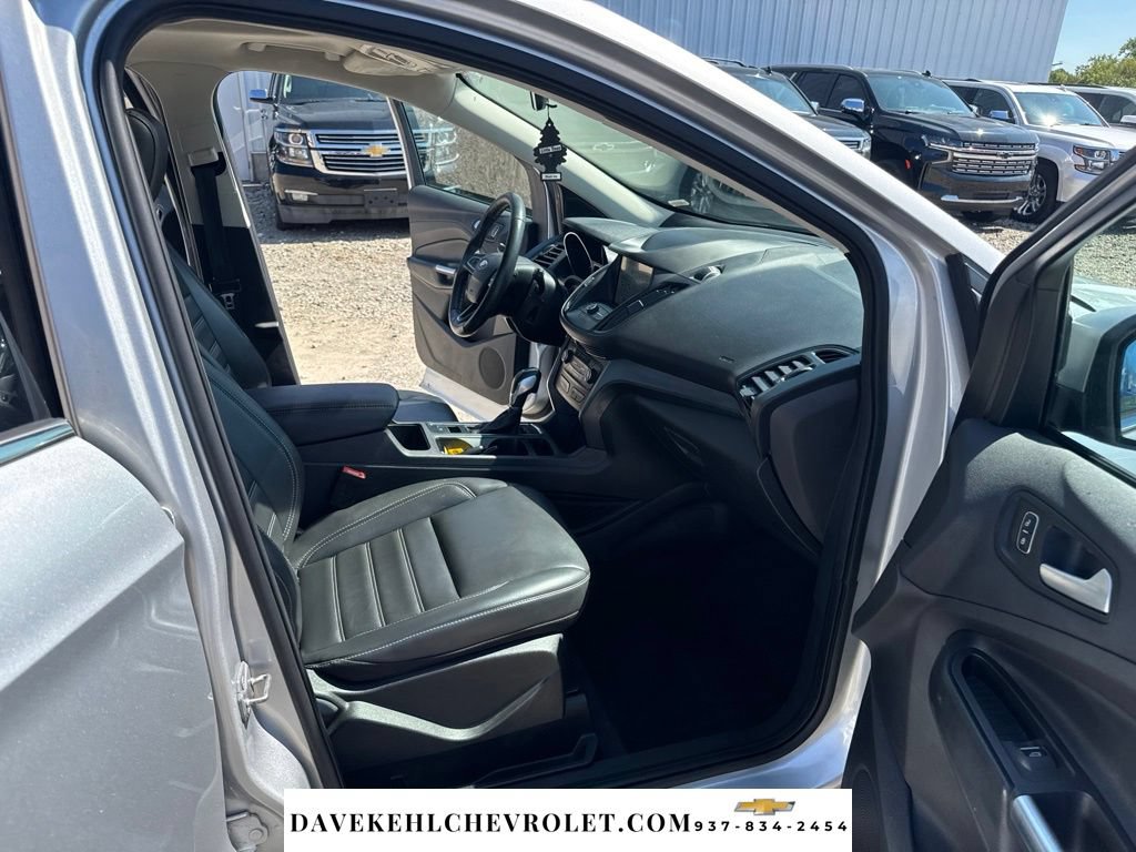 Used 2019 Ford Escape SEL AWD/4WD image 25