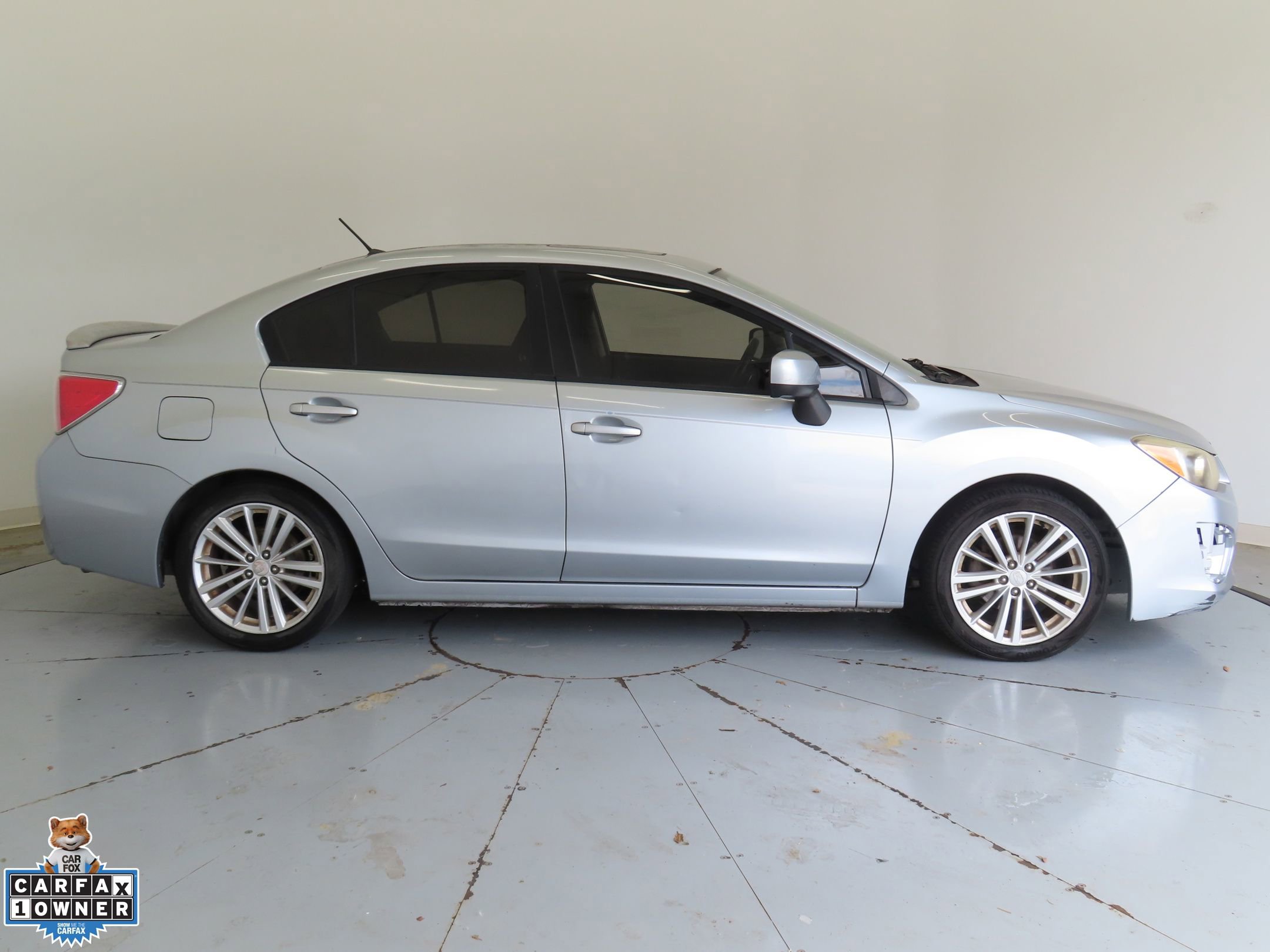 Used 2013 Subaru Impreza 2.0i Premium AWD/4WD image 2