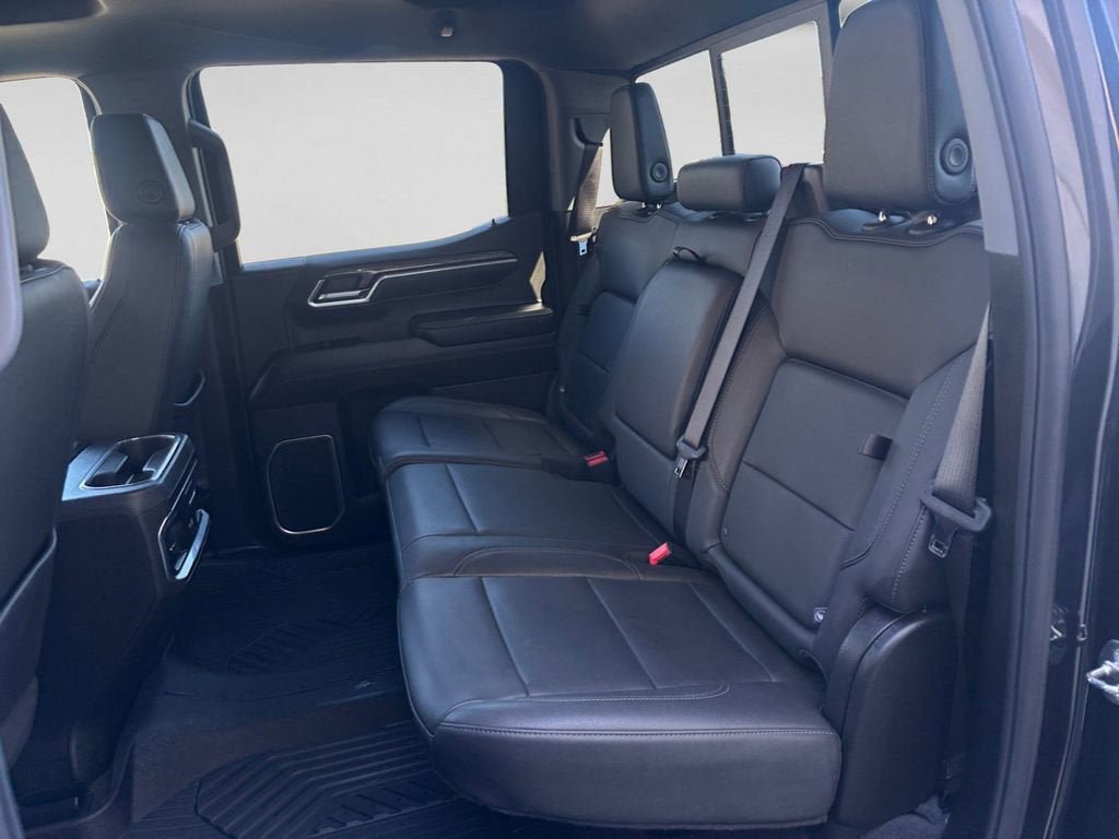 Used 2024 Chevrolet Silverado 1500 LTZ image 14