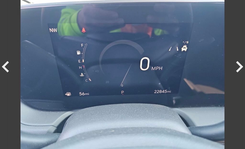 Used 2024 Buick Encore GX Preferred AWD/4WD image 11