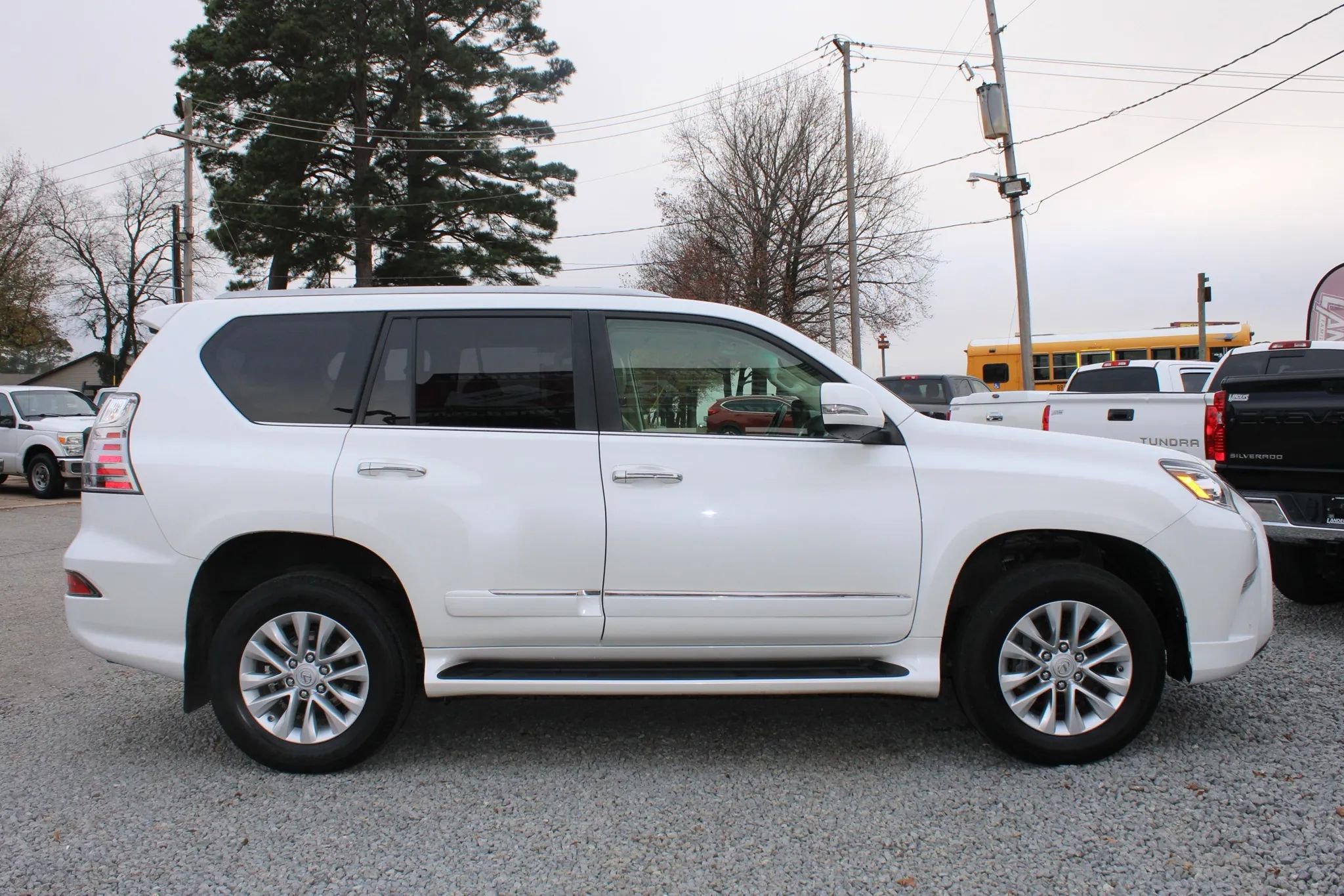 Used 2019 Lexus GX 460 Premium w/ Premium Package image 8