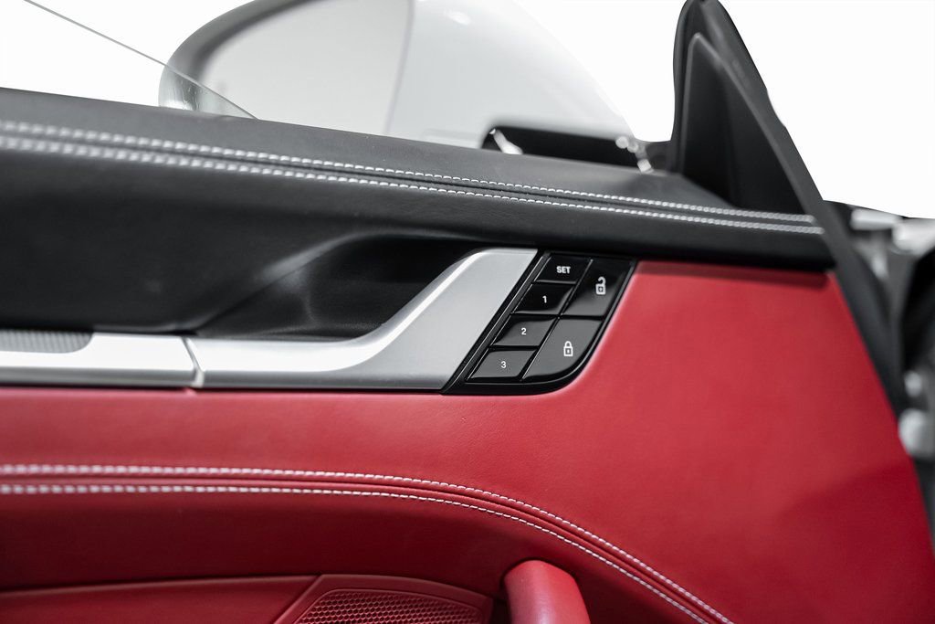 Used 2020 Porsche 911 Carrera S image 61