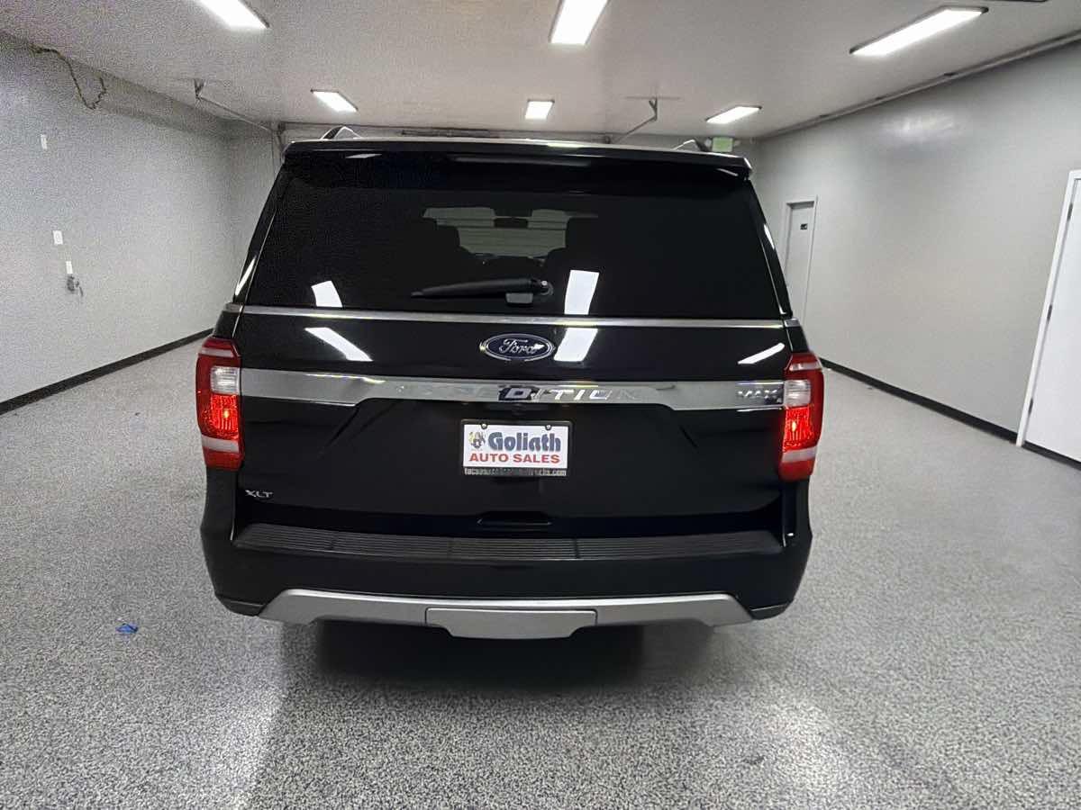 Used 2019 Ford Expedition Max XLT w/ Equipment Group 201A AWD/4WD image 4
