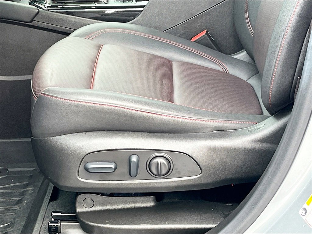 Used 2024 Chevrolet Blazer RS w/ Driver Confidence II Package image 20