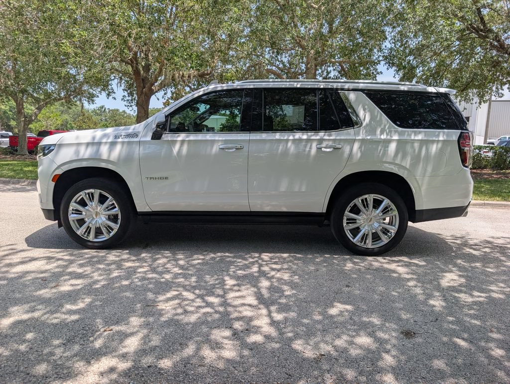 Used 2024 Chevrolet Tahoe High Country AWD/4WD image 5