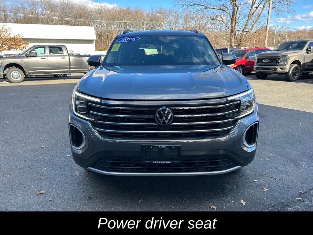 Used 2025 Volkswagen Atlas SE image 8