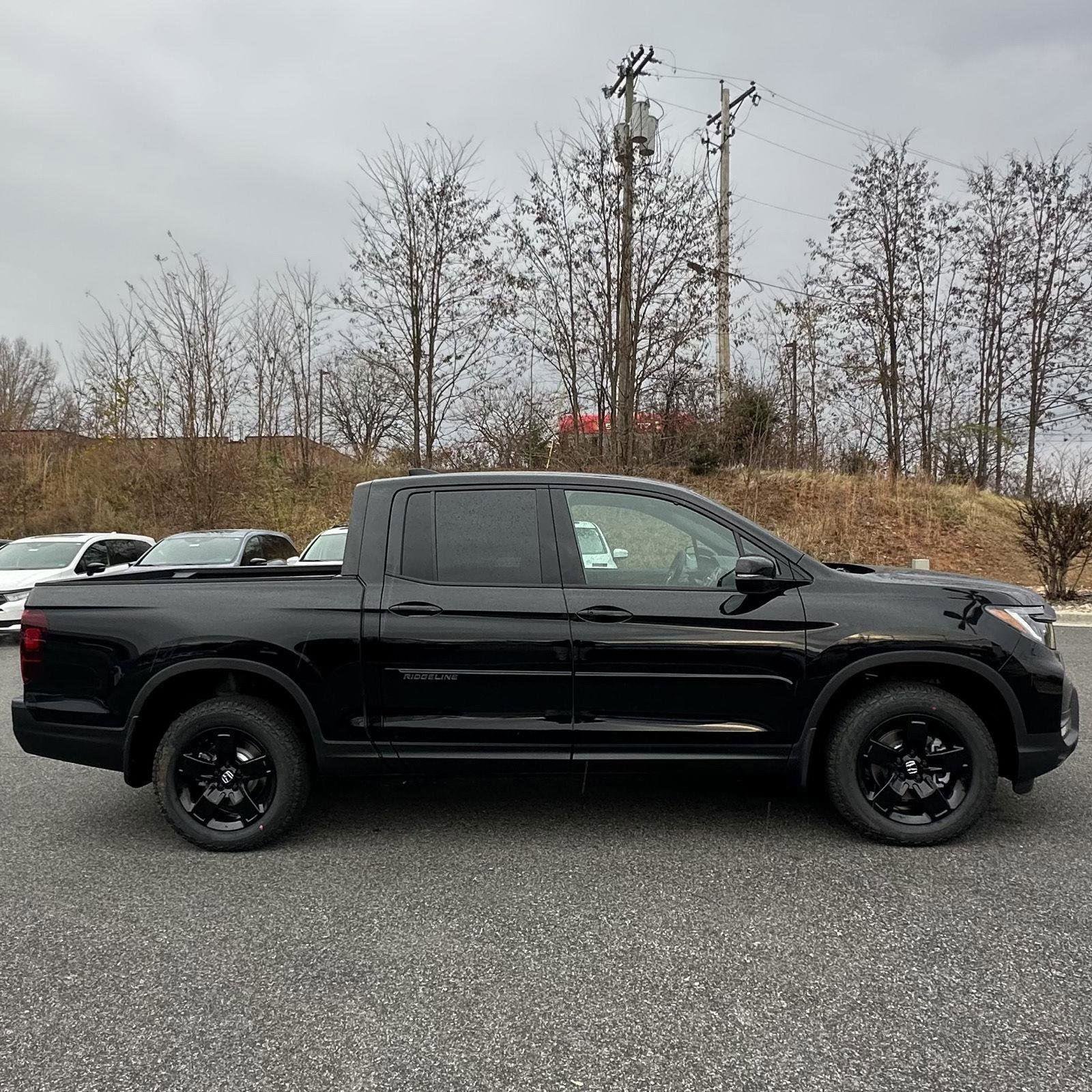 New 2026 Honda Ridgeline Black Edition image 6