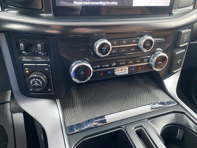 Certified 2023 Ford F150 Platinum w/ Equipment Group 701A High image 32