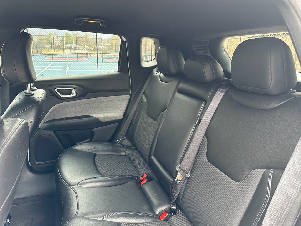 Used 2024 Jeep Compass Latitude image 26