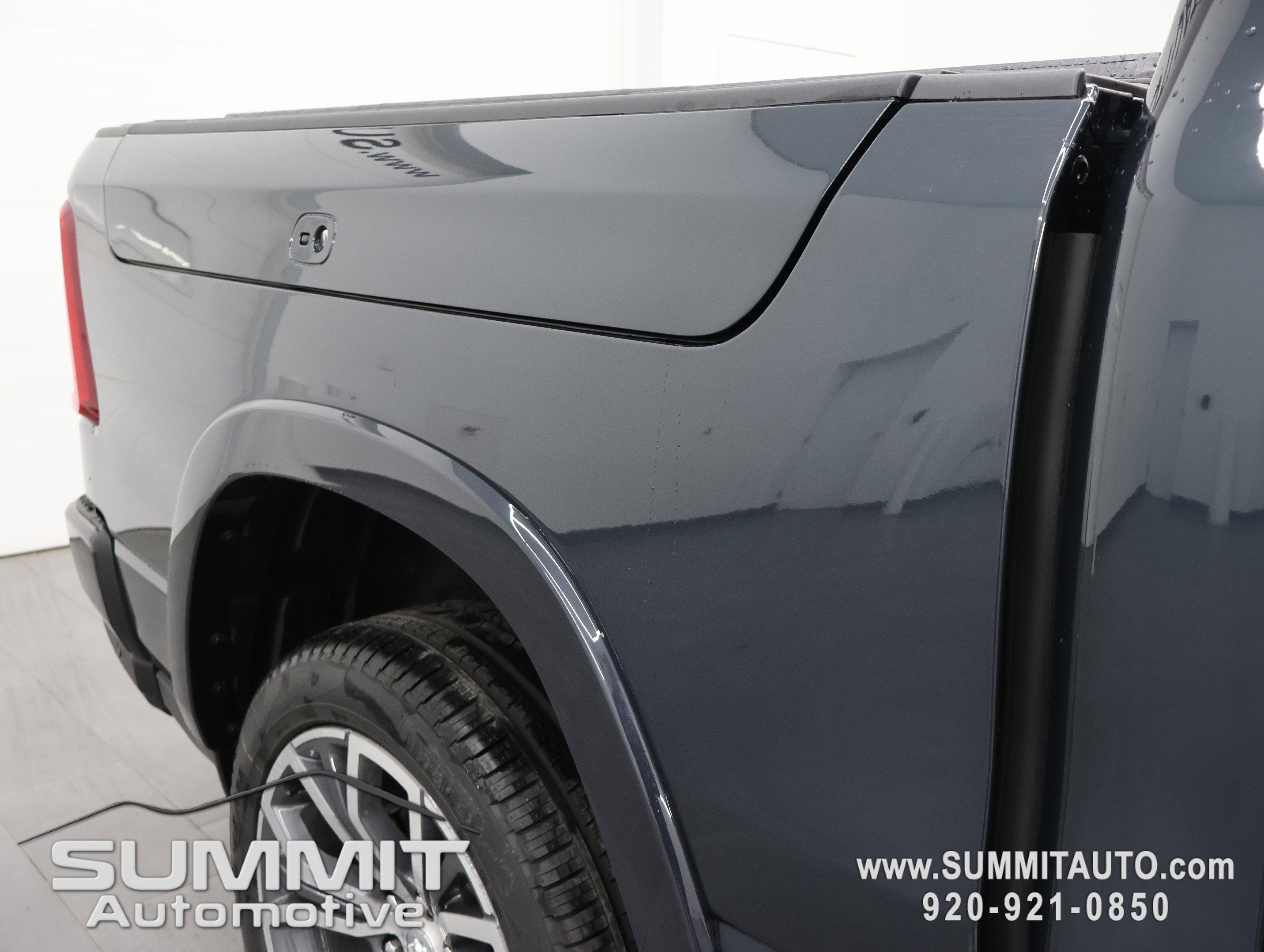 New 2026 RAM 1500 Tungsten AWD/4WD image 30