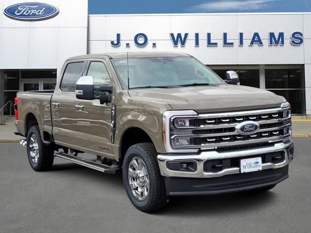 New 2026 Ford F250 Lariat w/ Chrome Package