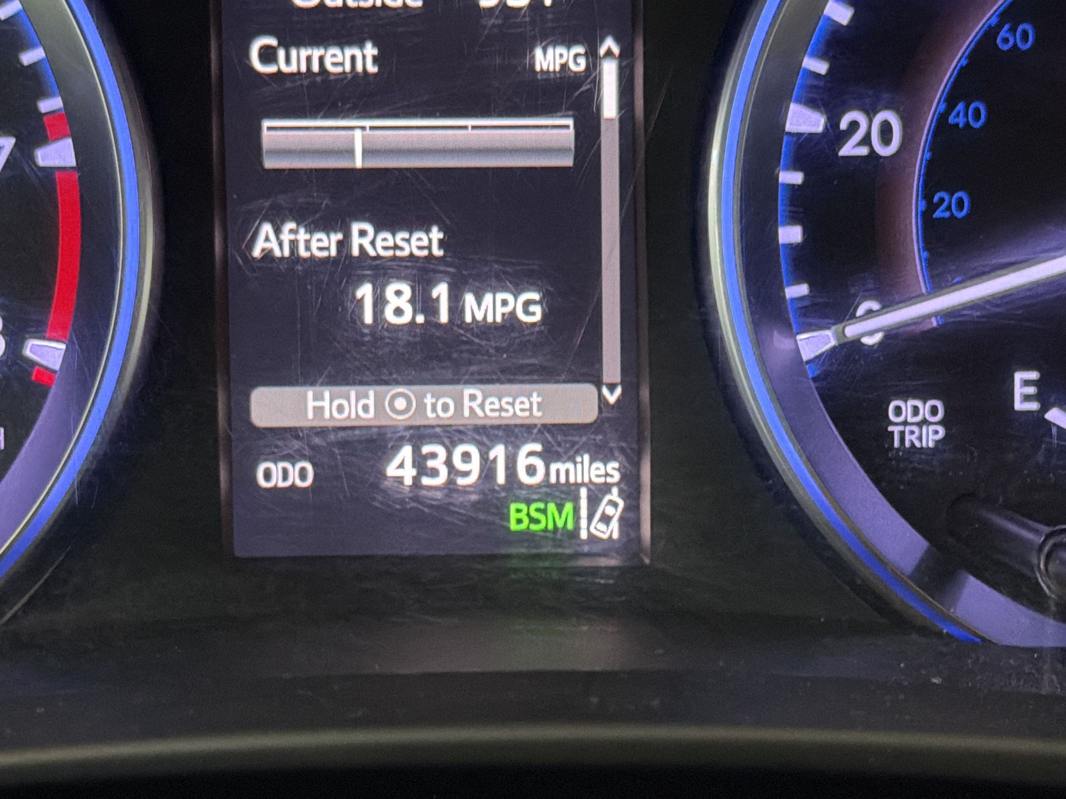 Used 2019 Toyota Highlander Limited FWD image 20