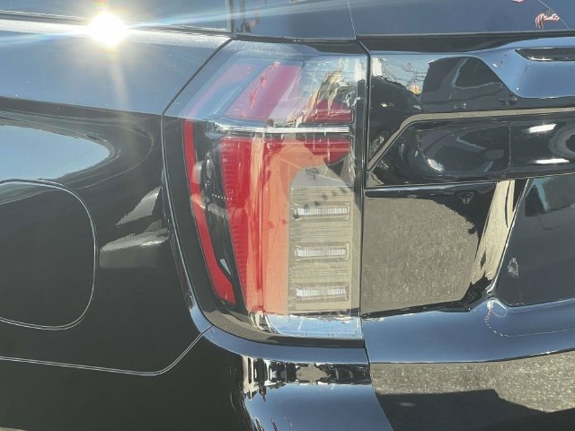 Used 2025 Chevrolet Tahoe LS w/ LPO, Dark Essentials Package AWD/4WD image 11