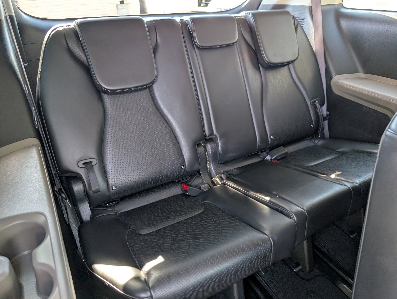 Used 2025 Kia Carnival image 6