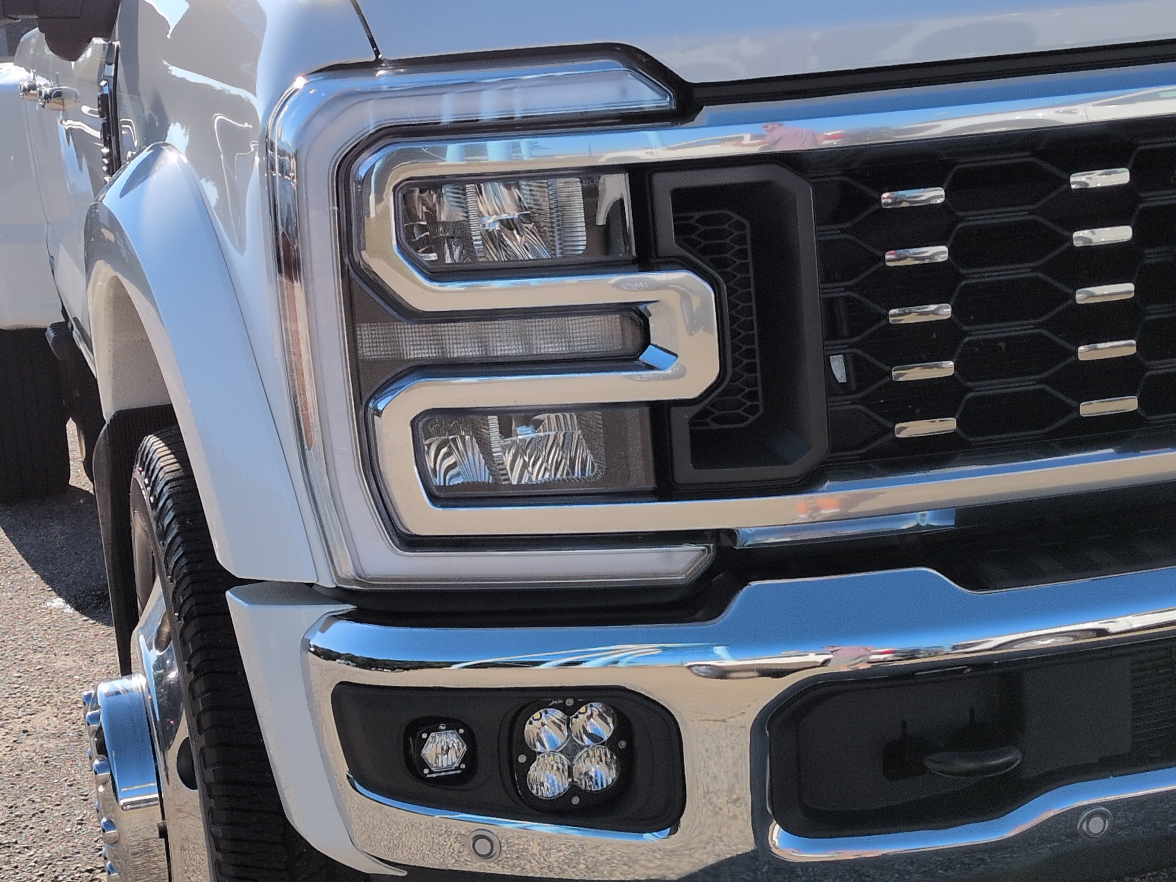 Used 2025 Ford F450 4x4 Crew Cab Super Duty image 8