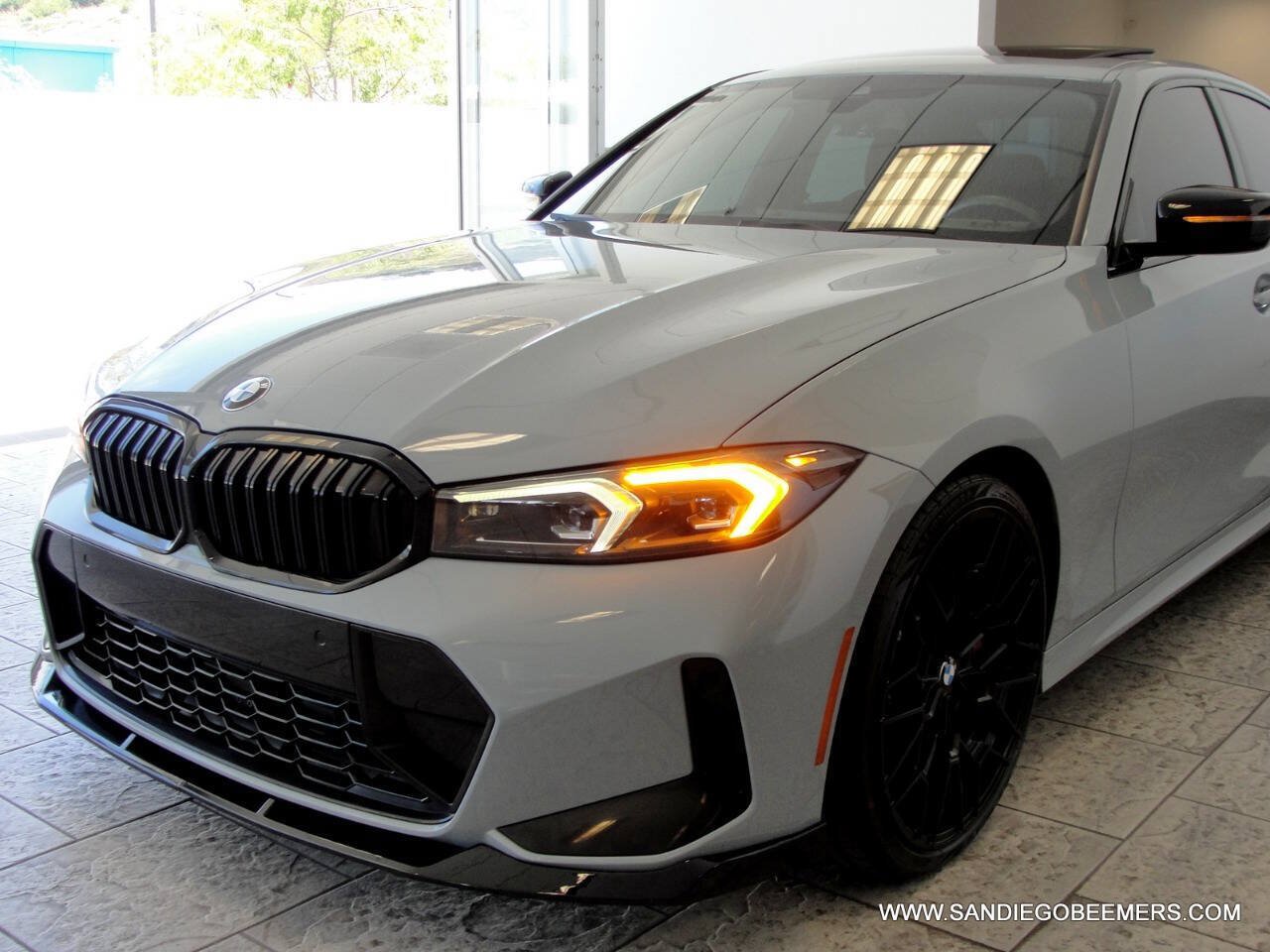 Used 2023 BMW 330i Sedan w/ M Sport Package RWD image 59