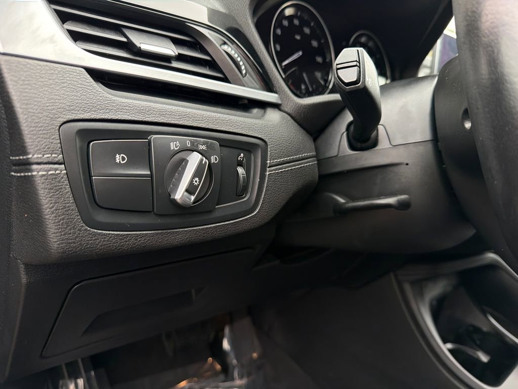 Used 2020 BMW X2 sDrive28i image 29