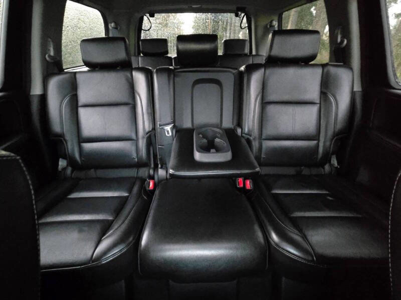 Used 2010 Nissan Armada Platinum image 16