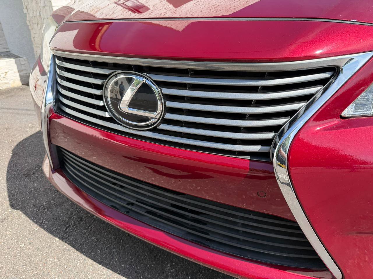 Used 2014 Lexus ES 350 w/ Luxury Package FWD image 5