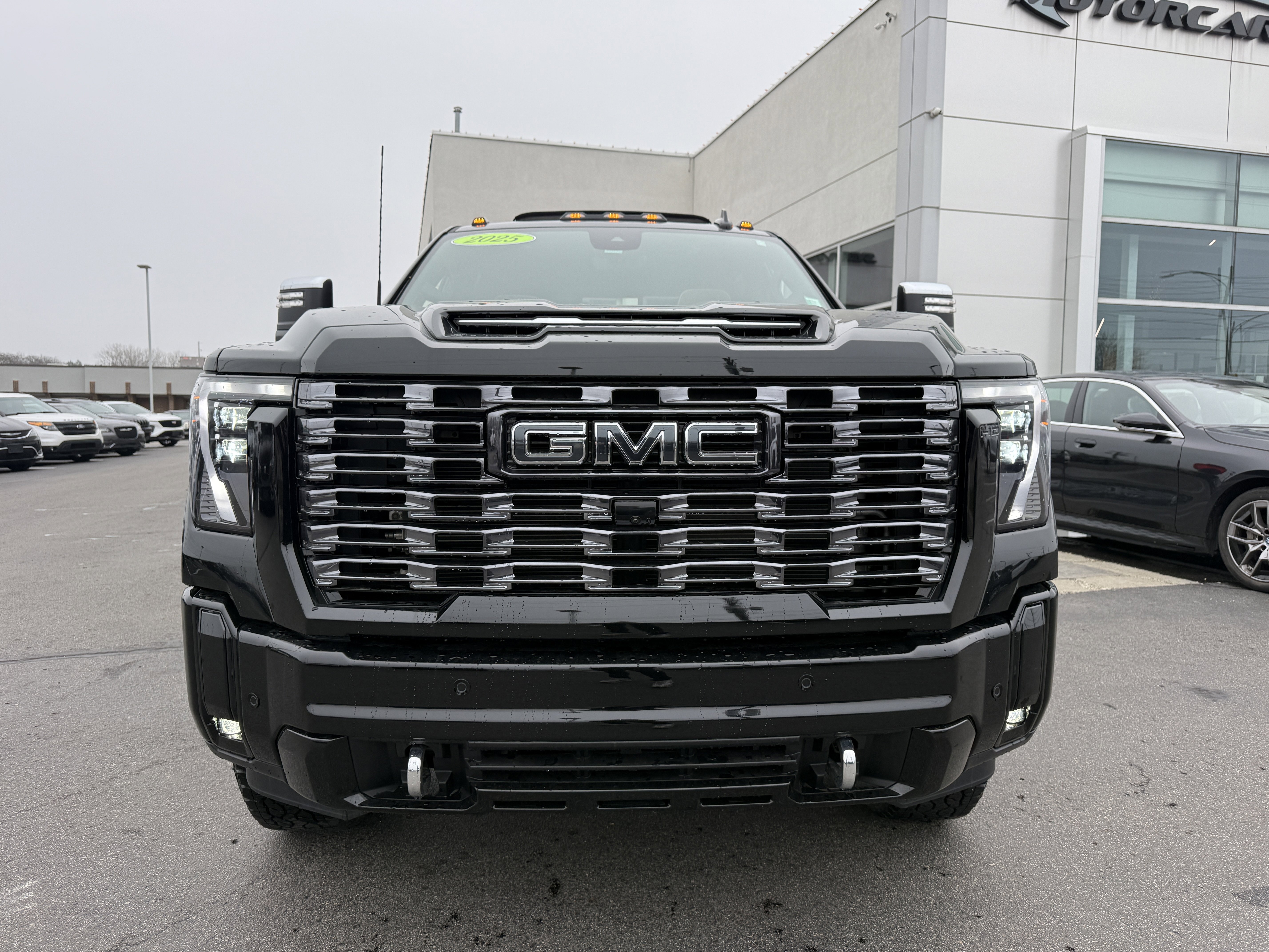 Used 2025 GMC Sierra 2500 Denali Ultimate image 6