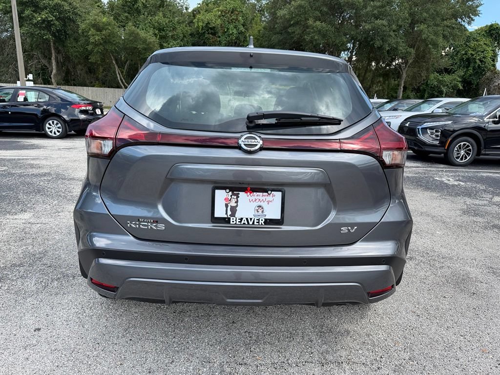 Used 2021 Nissan Kicks SV FWD image 8