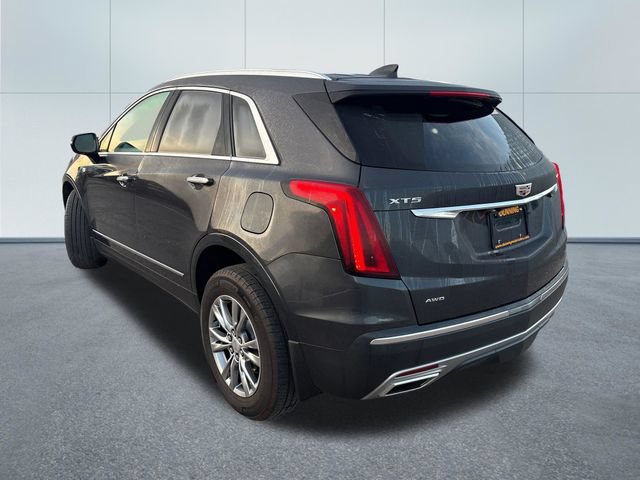 Used 2022 Cadillac XT5 Premium Luxury AWD/4WD image 2