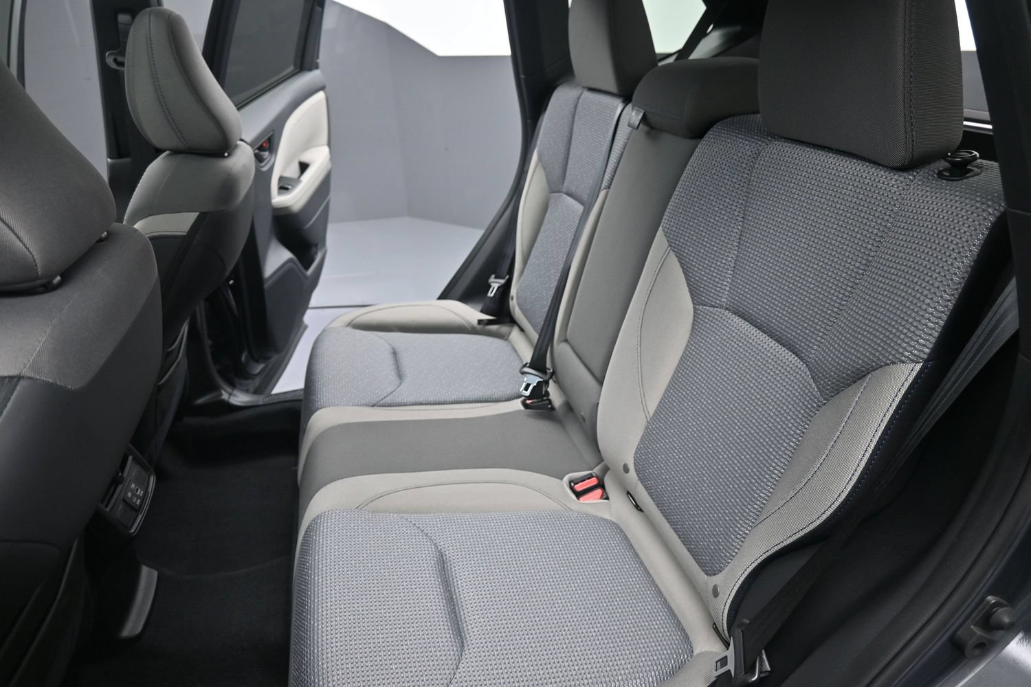 Certified 2025 Subaru Forester Premium AWD/4WD image 35