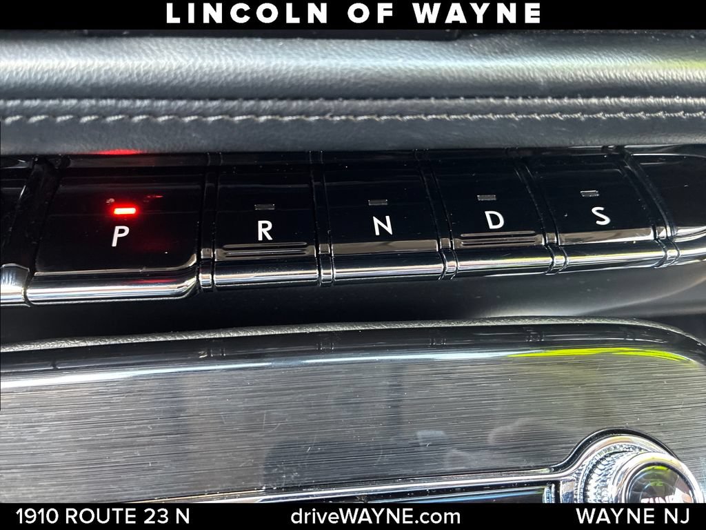 Certified 2023 Lincoln Nautilus AWD w/ Premium Package image 21