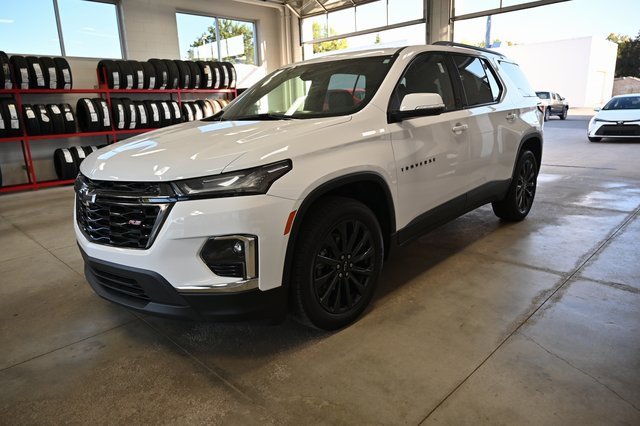 Used 2022 Chevrolet Traverse RS image 8