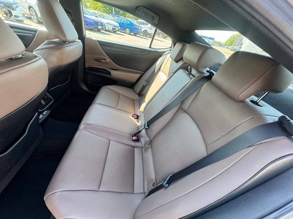 Used 2023 Lexus ES 350 w/ Premium Package FWD image 21