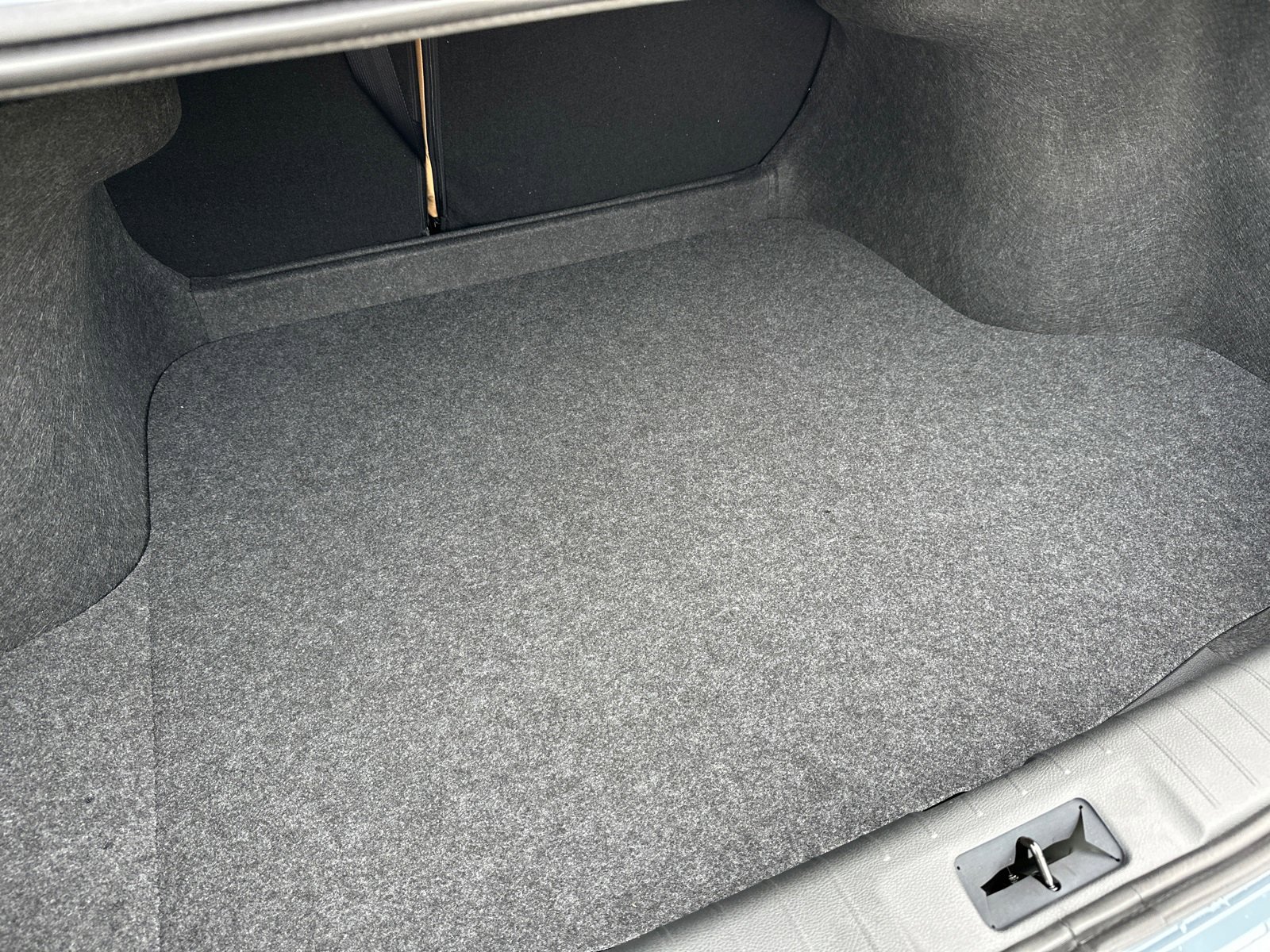 New 2025 Nissan Sentra SV w/ SV Premium Package image 18